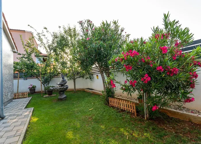 Villa House Adeo With Private Pool, *