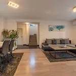 Villa House Adeo With Private Pool,