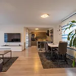 House Adeo With Private Pool, Villa