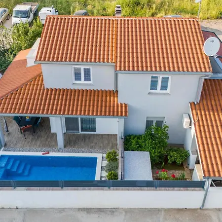 빌라 House Adeo With Private Pool,