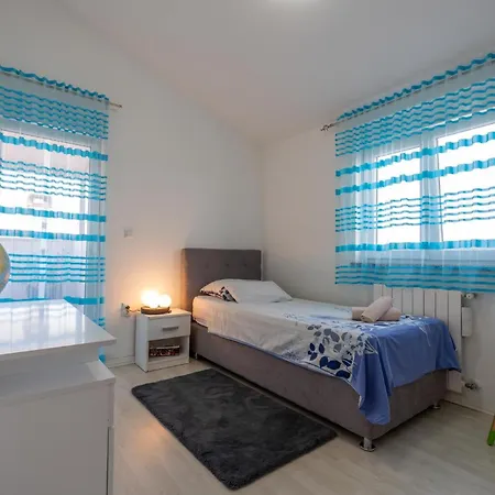 House Adeo With Private Pool, * Пула