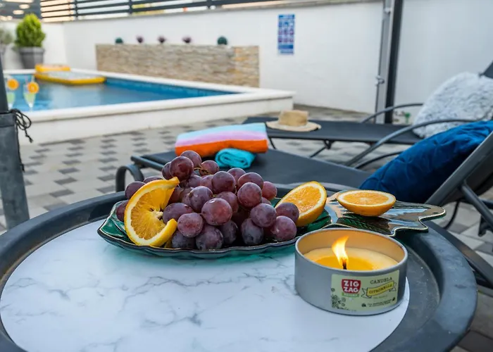 House Adeo With Private Pool, * 풀라