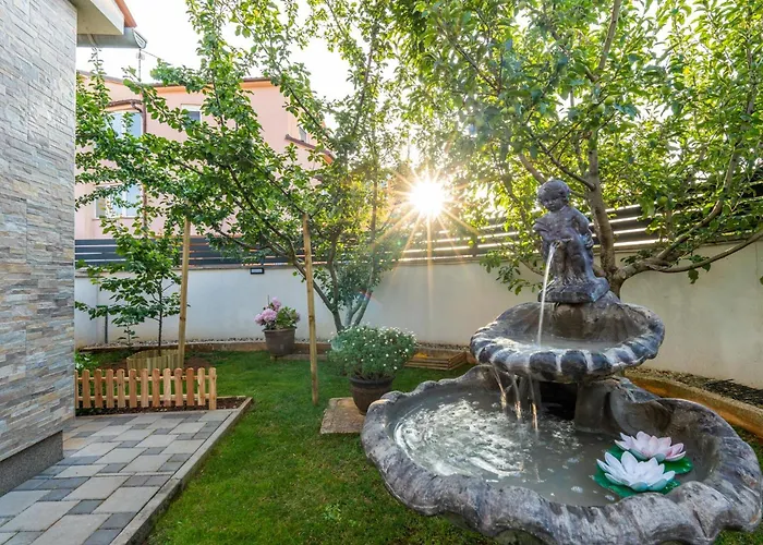 House Adeo With Private Pool, 빌라 풀라